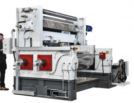 DEGUMA neo premium Walzwerk Gummi mixing mill rubber hinten.jpg